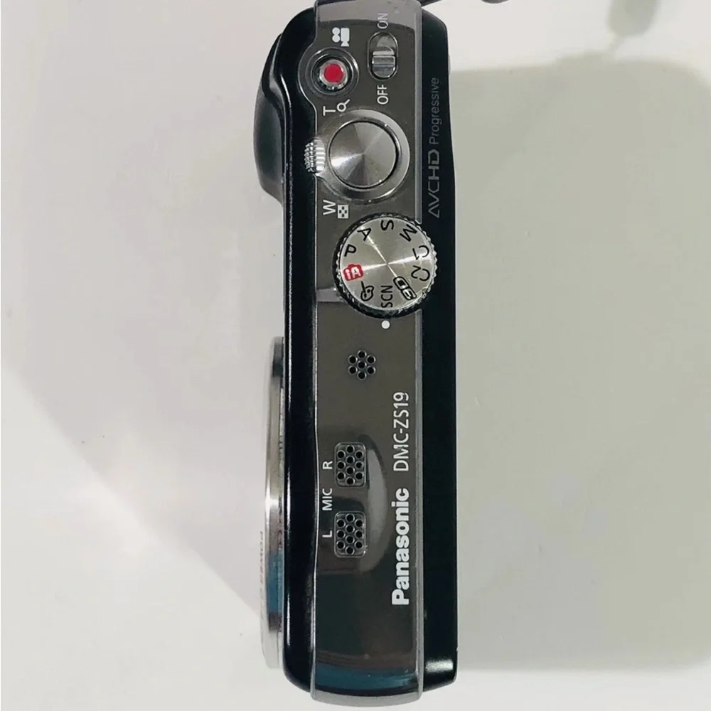 Panasonic Lumix DMC-ZS19 Digital Camera